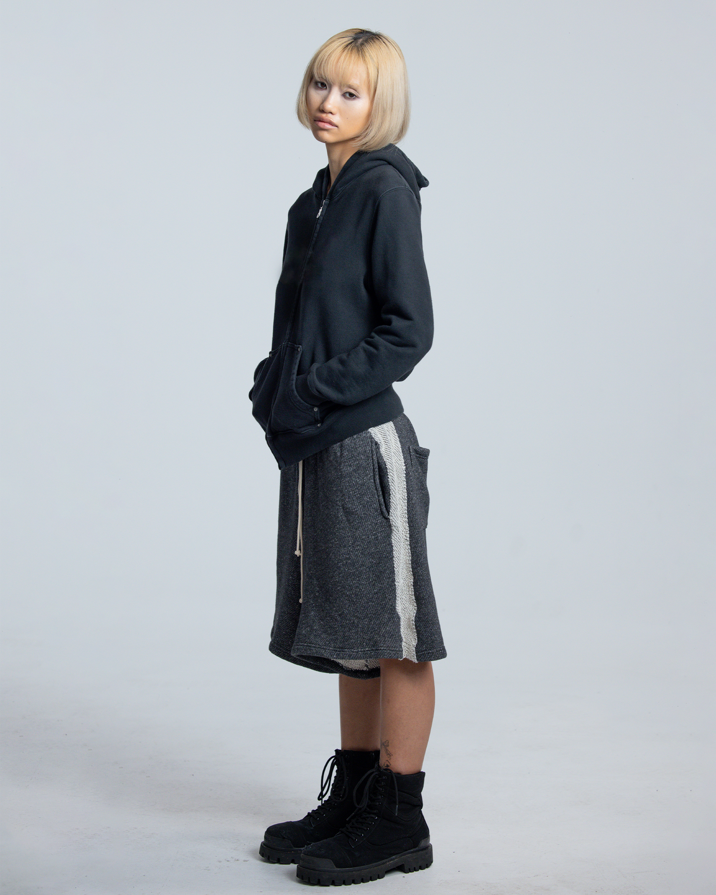 Decay Sweat shorts (Asphalt Grey)